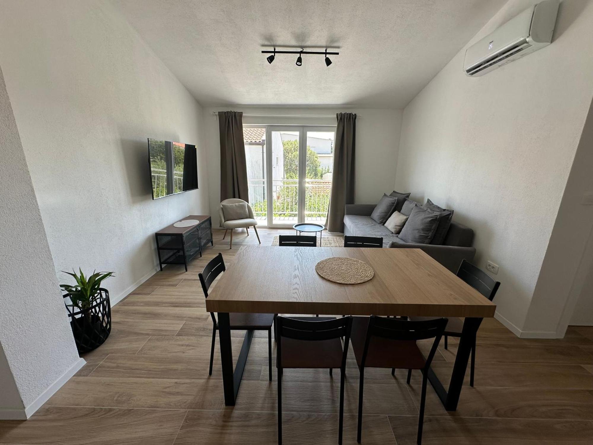 Climber Apartment *